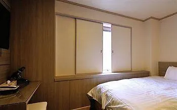 Hotel Aldebaran 2*, Osaka
